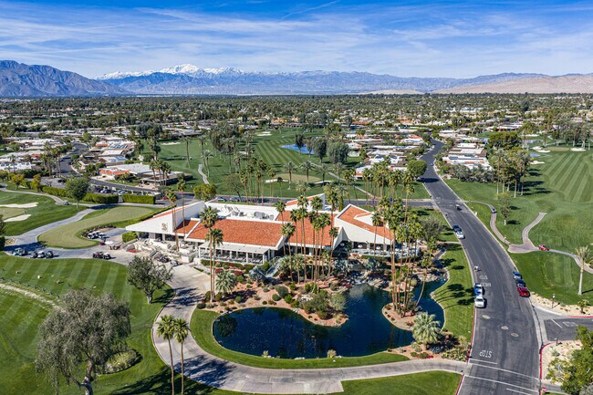 Building Photo - 52 Princeton Dr