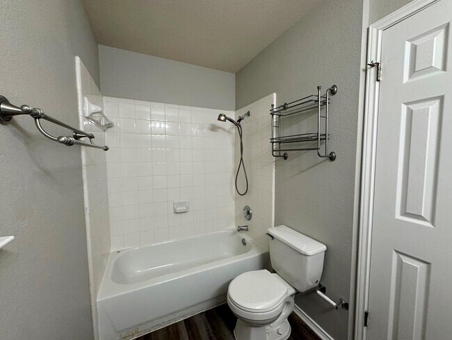 Building Photo - 2311 Portwood Bend Cove