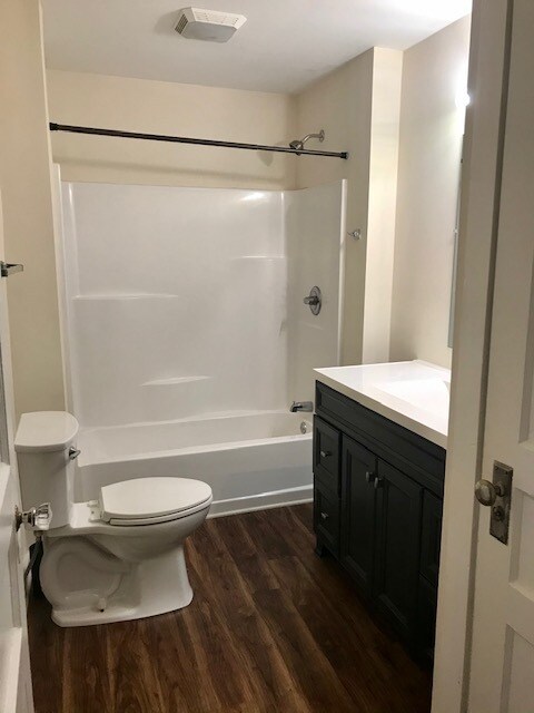 Bathroom - 710 N Maple St