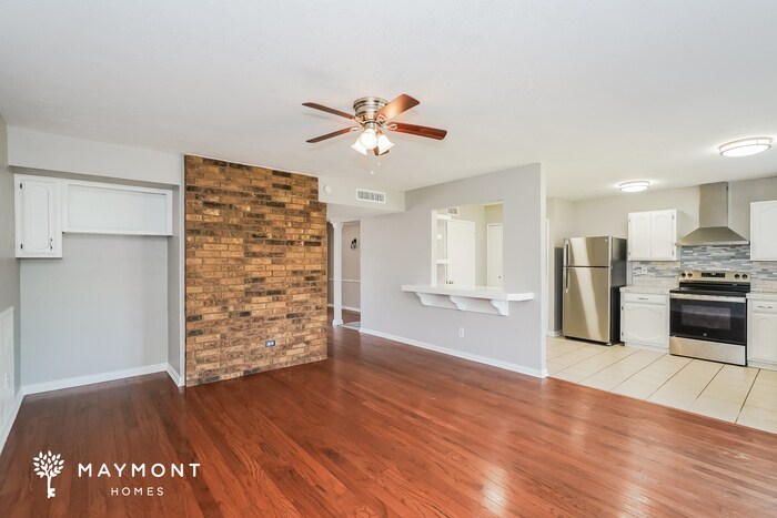 Building Photo - 4121 Shagbark St