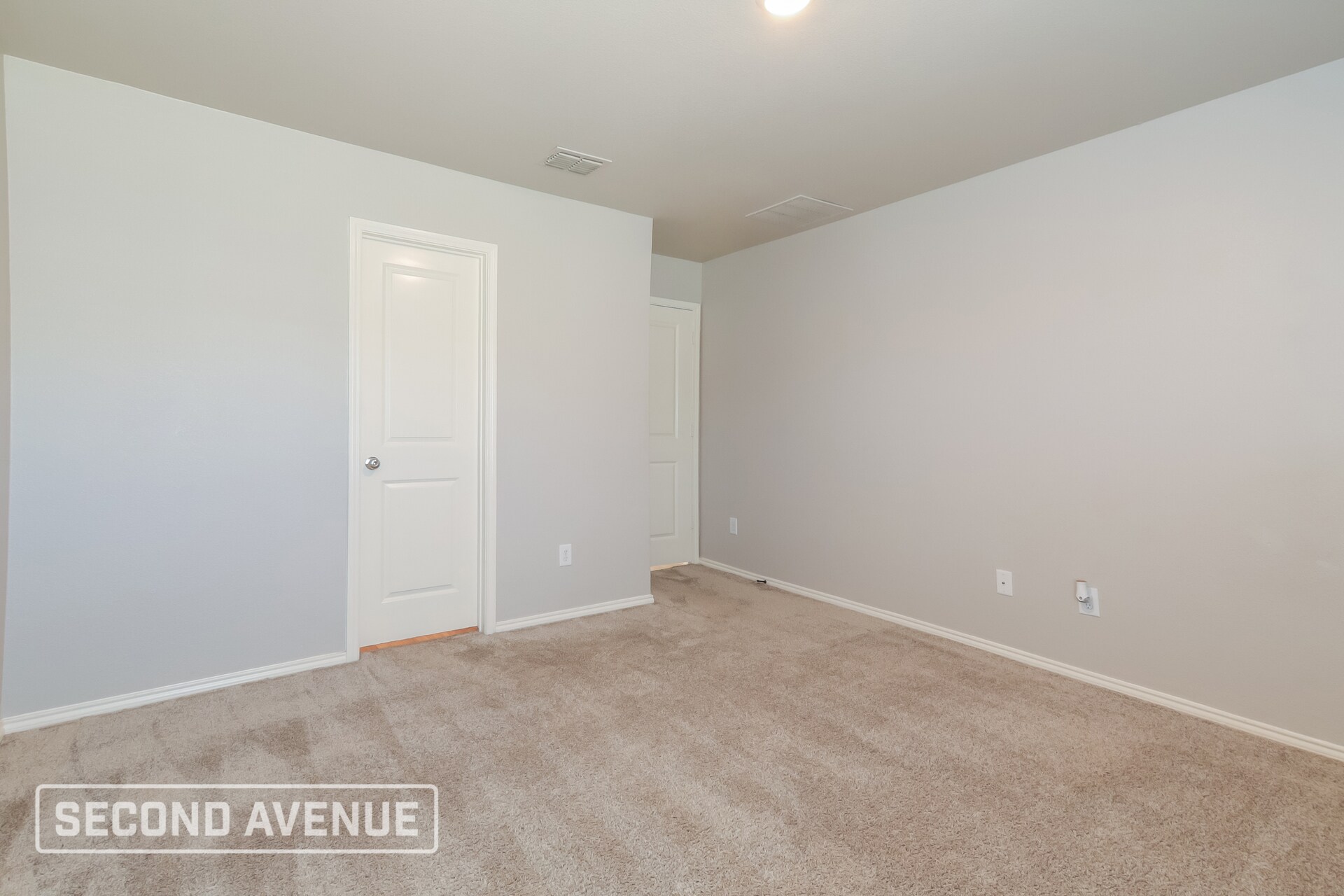 Building Photo - 5915 Nyquist Wy