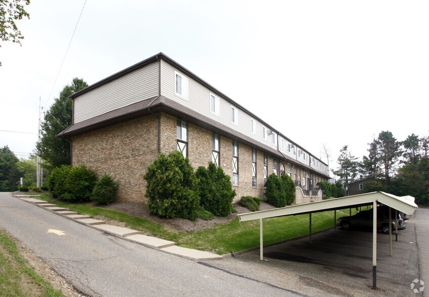 Oak Glen Apartments 47174725 Cleveland Ave NW Canton OH 44709