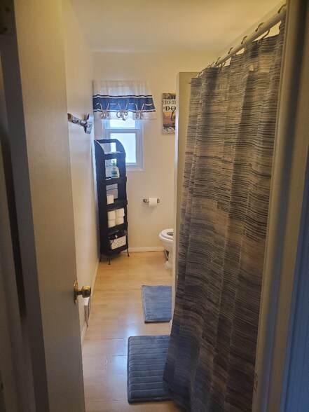 Building Photo - 1170 Dover Center Rd