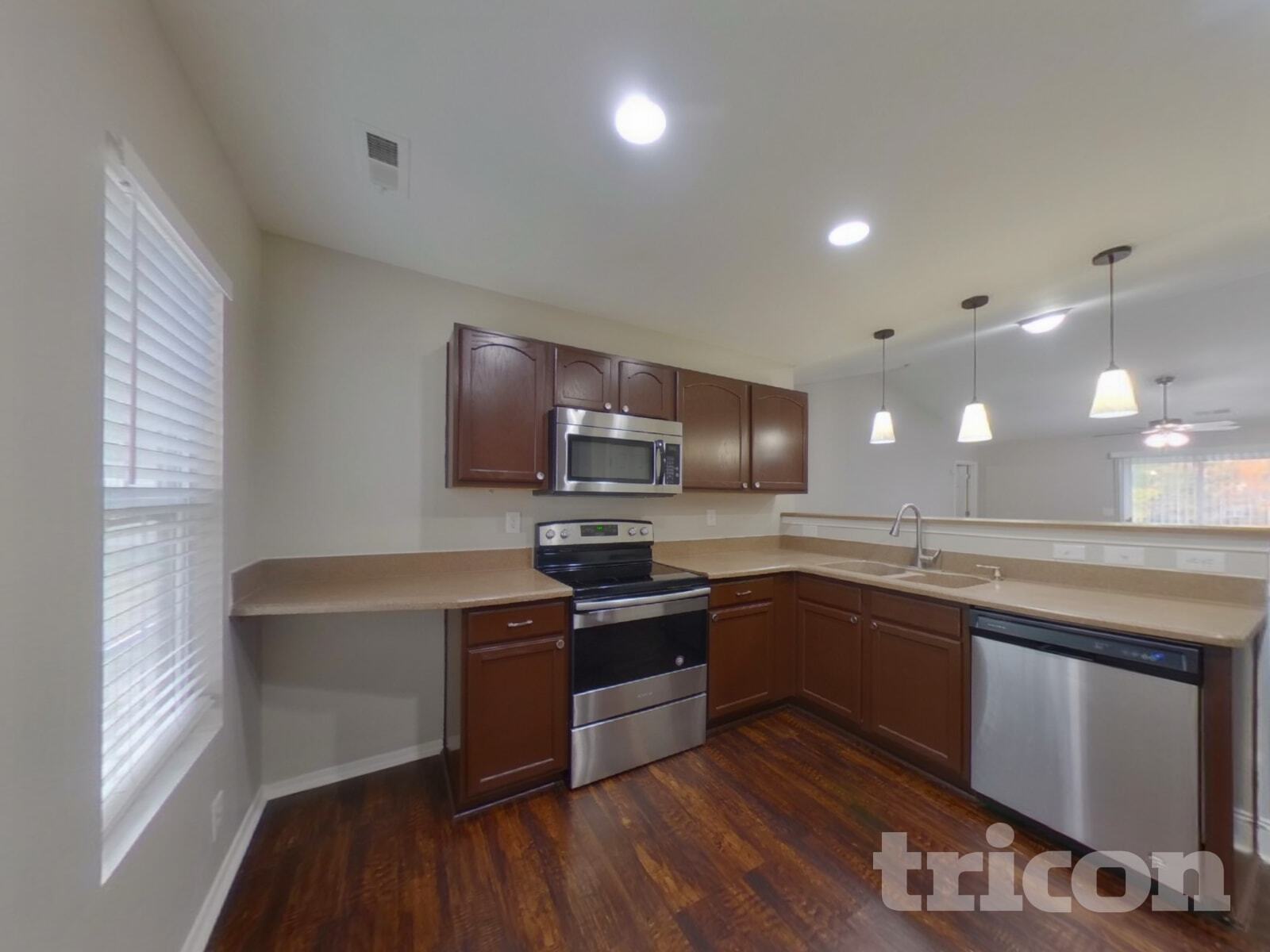 Building Photo - 4116 Larkhaven Village Dr