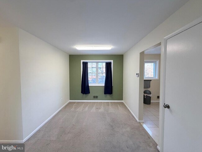 Building Photo - 4207 15th St N