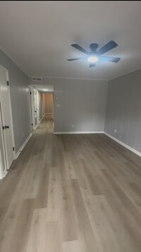 Building Photo - 1711 Birchwood Dr SE