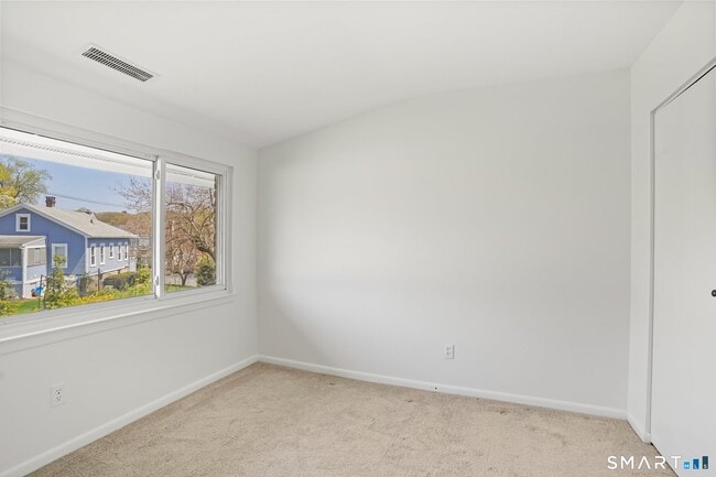 Building Photo - 106 Southport Woods Drive