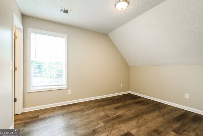 Building Photo - 11700 Flemming Ct