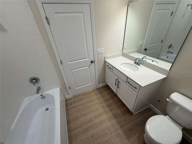 Building Photo - 591 Pothos St