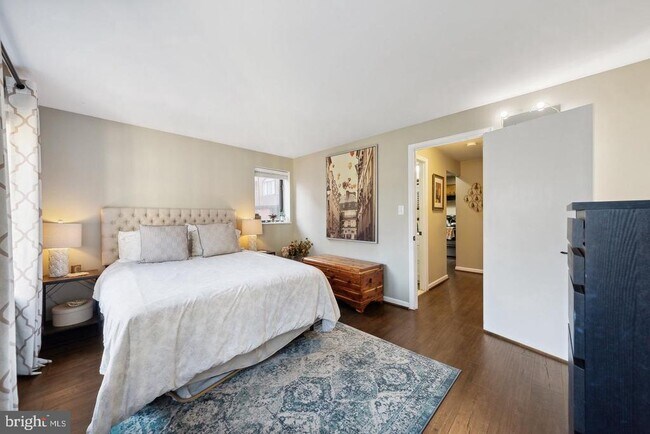 Building Photo - 1020 N Stafford St