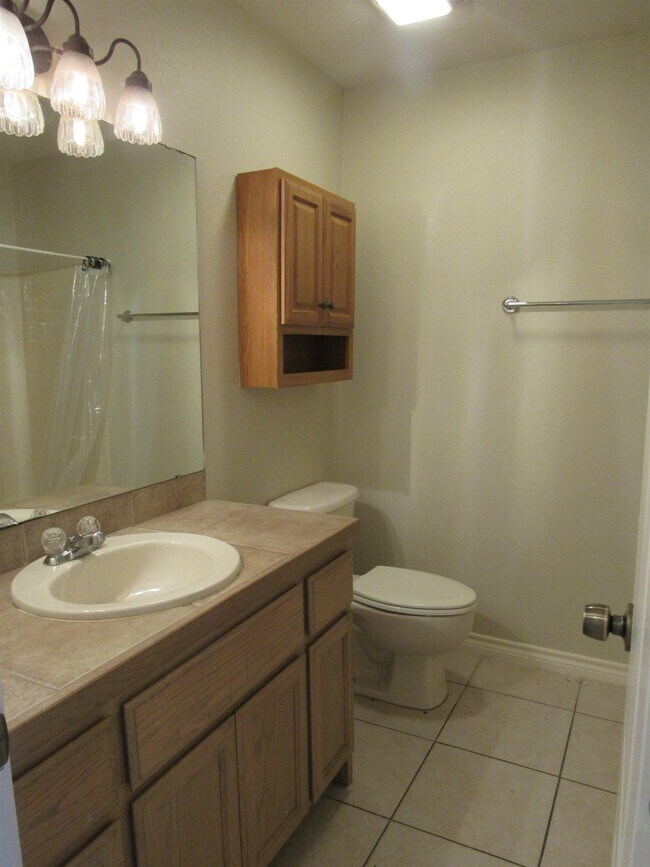 Building Photo - 9804 Cantera Ct