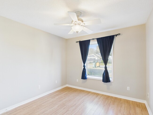 Building Photo - 1912 Spiller Way