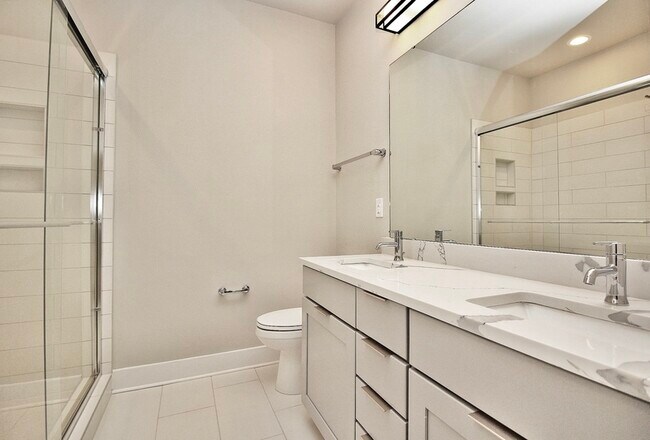 Building Photo - 1645 Cannon View Ln