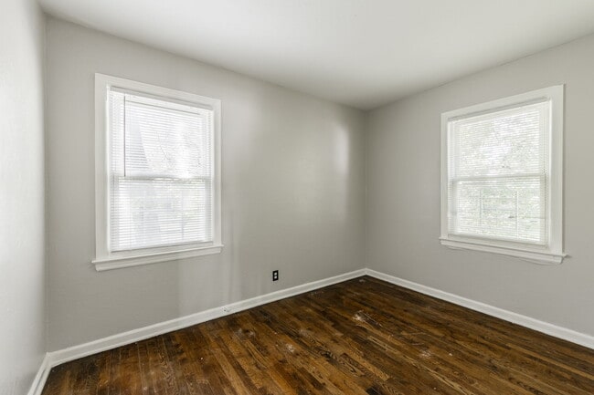 Building Photo - 5760 College Ave