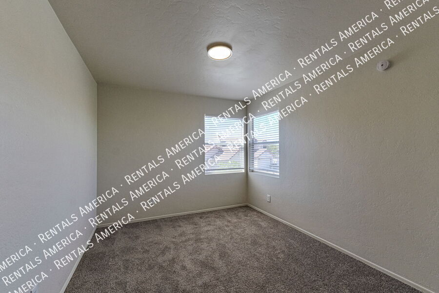 Building Photo - 3460 W Sky Ridge Loop