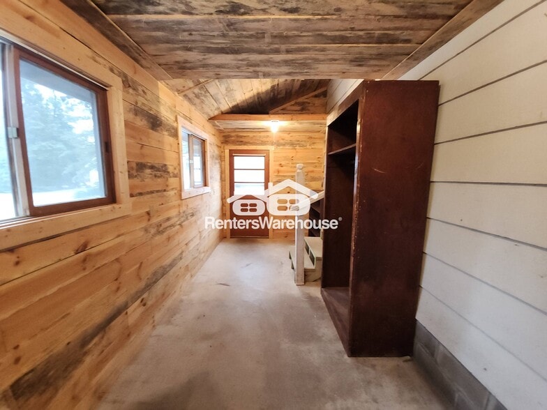 Building Photo - 15252 Co Rd B