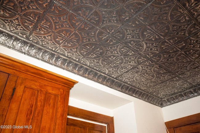 Building Photo - 48 Salem St