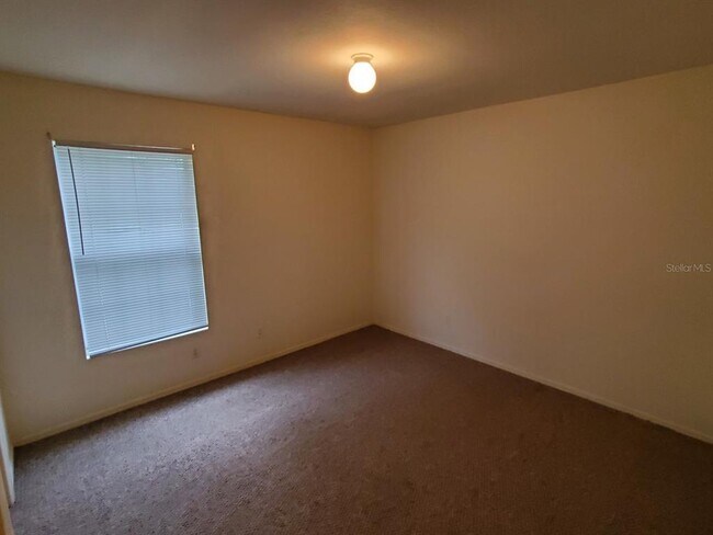 Building Photo - 5903 Willow Ridge Dr