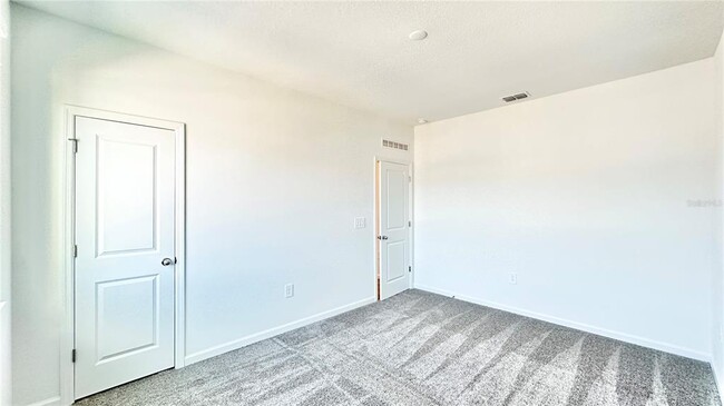 Building Photo - 326 Bogey Dr