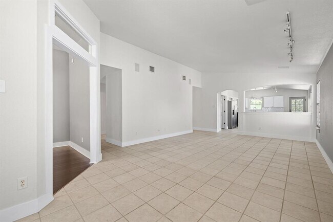 Building Photo - 9324 Muskberry Cove