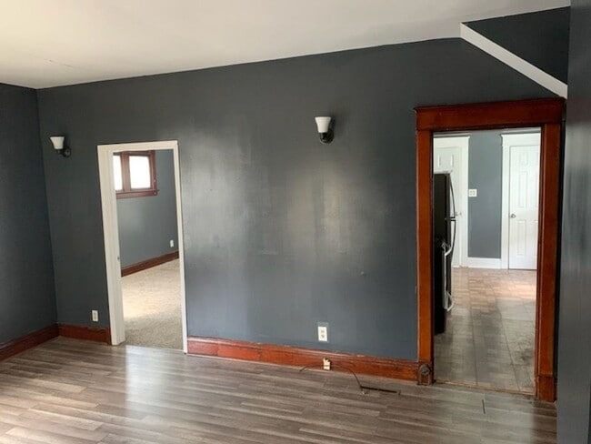 Building Photo - MOVE-IN SPECIAL!!! 1/2 OFF 1ST MONTH OF RENT