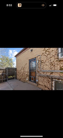 Building Photo - 111 S Perry St