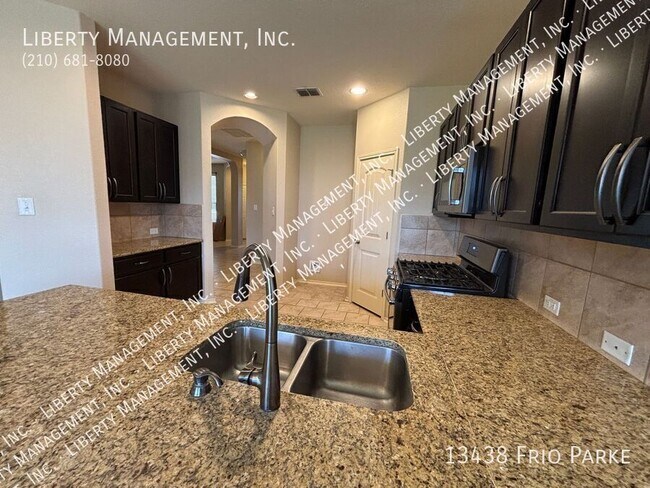 Building Photo - 13438 Frio Parke