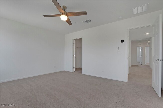Building Photo - 8452 Vulturo Ave