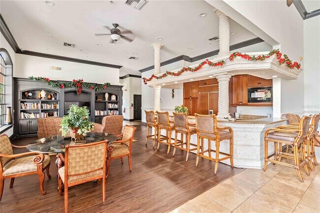 Building Photo - 4106 Central Sarasota Pkwy