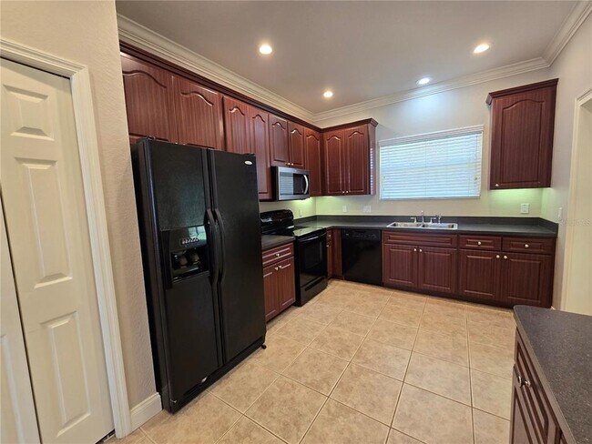Building Photo - 1720 Saddlewood Dr