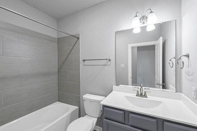 Building Photo - 4946 Hitchings Ct