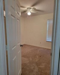 Building Photo - 7705 Labrador Dr