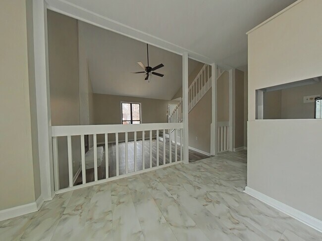 Building Photo - 6449 Kelmscot Ct