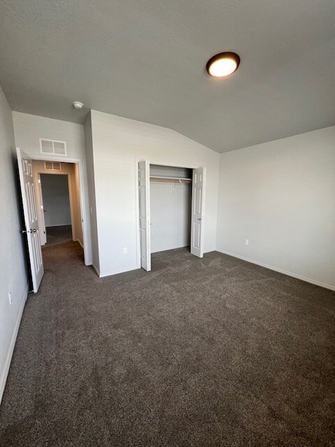 Building Photo - 4 Bed 2 Bath Home in Nampa!