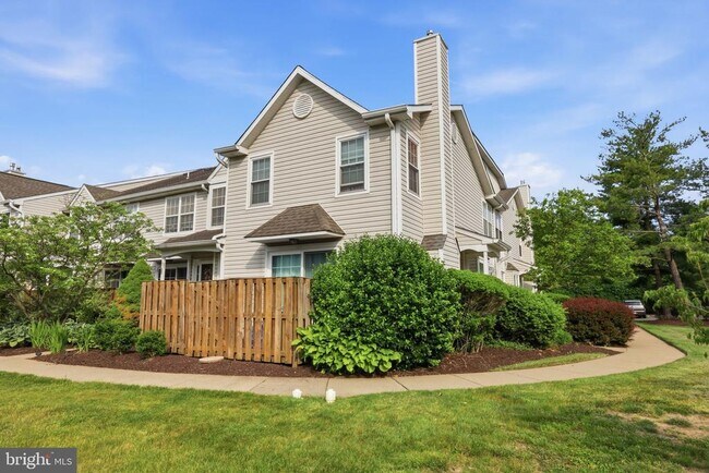 Building Photo - 6405 Spruce Mill Dr