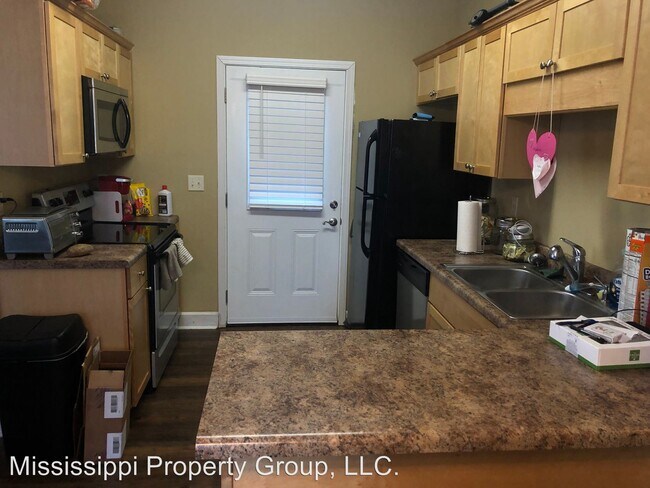 Building Photo - 3 br, 3 bath House - 54 Thacker Heights Drive