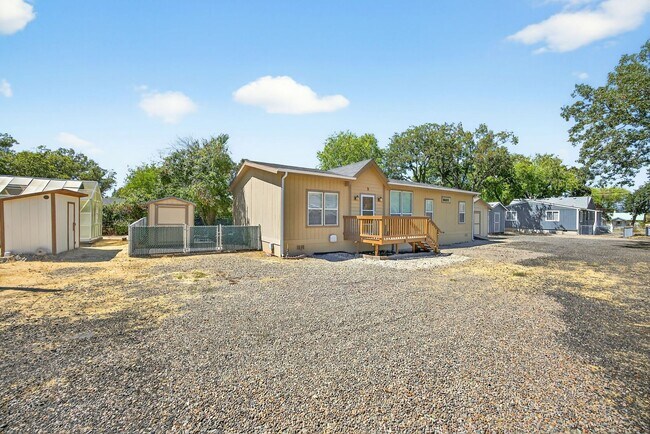 Building Photo - Wilson Tri-Plex