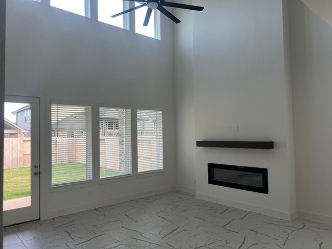 Building Photo - 31815 Pecan Mdw Ln