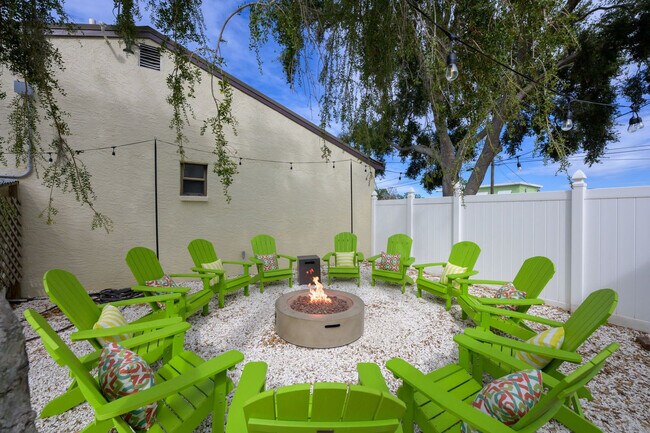 Building Photo - 11988 117th St N