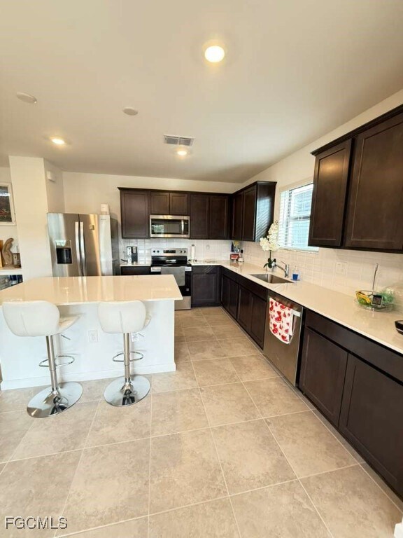 Building Photo - 1032 Caloosa Breeze Dr