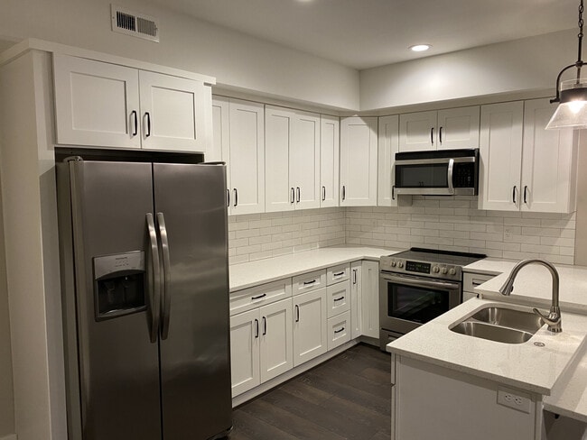 Building Photo - 4317 Holly