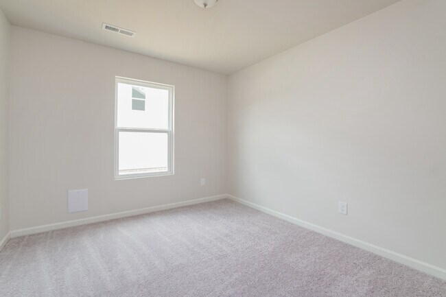 Building Photo - 1054 Manor Dr, Rocky Mount, NC