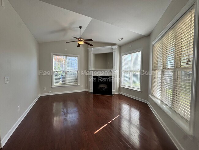 Building Photo - 3501 Provost St