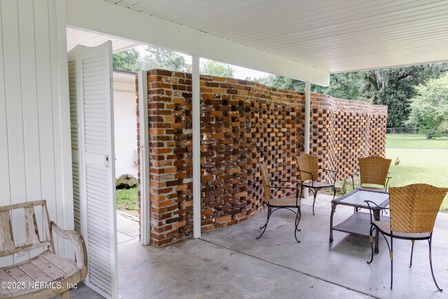 Building Photo - 1345 Orange Cir S