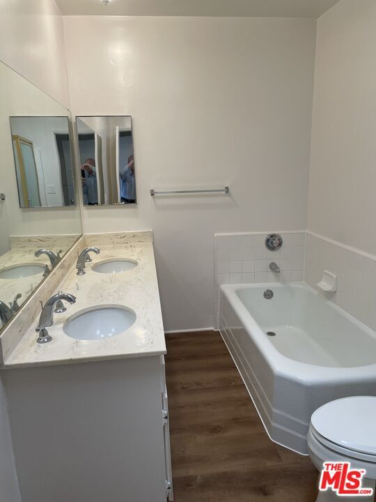 Building Photo - 9204 Whitworth Dr