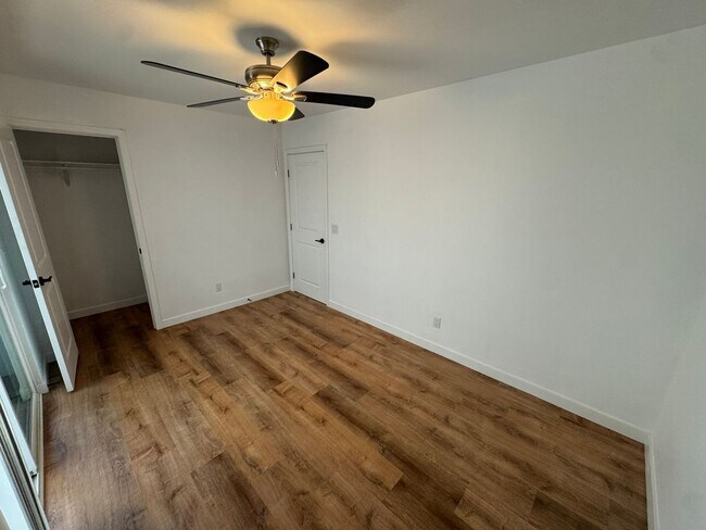 Building Photo - 6737 Thomson Ct