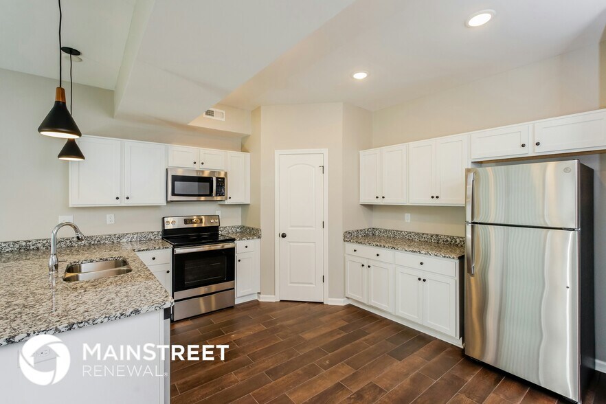 Building Photo - 2051 Paddle Wheel Dr