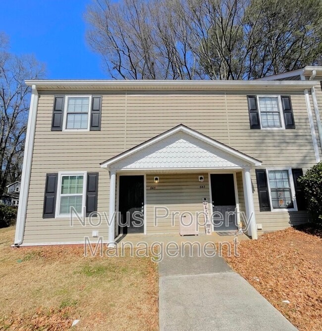 Building Photo - 645 South St