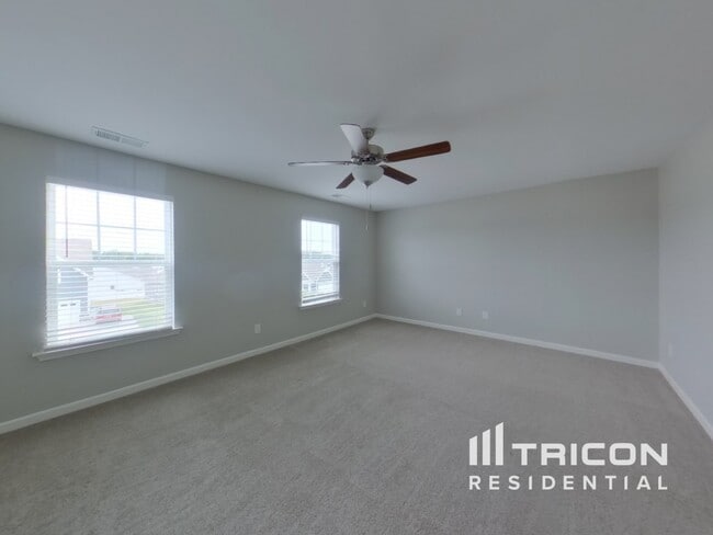 Building Photo - 1058 Brayden Dr