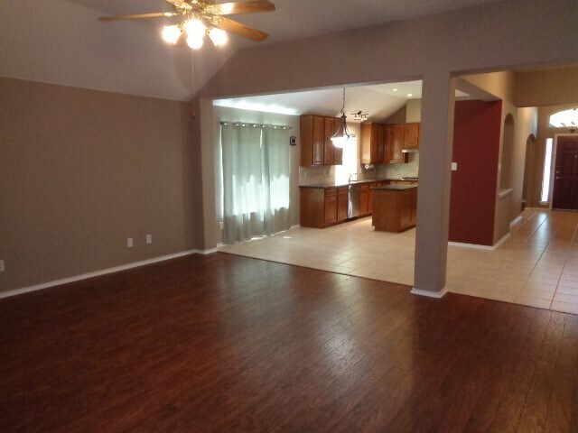 Building Photo - 13006 Brayton Ct
